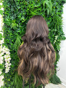 Lace Humana Ondulada com franja 70cm 4x4 HD - Lívia