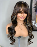 Lace Humana 65cm Ondulada c/franja 13x4 HD - Juliana