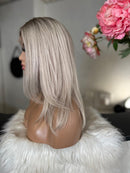 Lace Humana Lisa Loira Platinada 45cm 13x4 HD - Geovana Cabelo Brasileiro