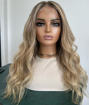 Lace Humana Ondulada Loira 60cm 13x4 HD - Mylena