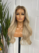 Lace Front Humana Loiro do sul 65cm 13x6HD Silk base - Pandora