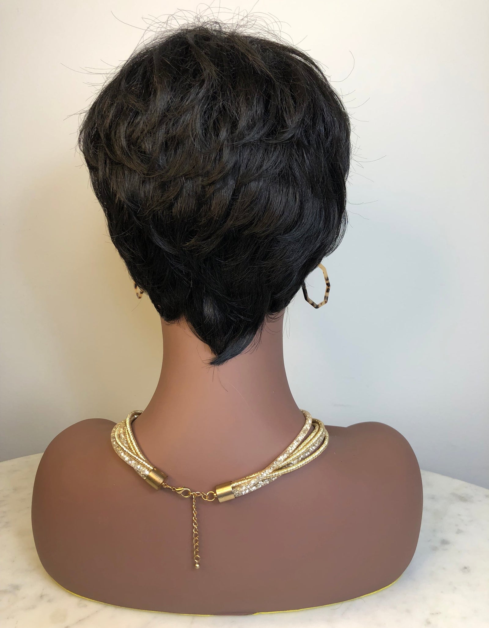 Peruca cabelo Humano curta pixie - Bia